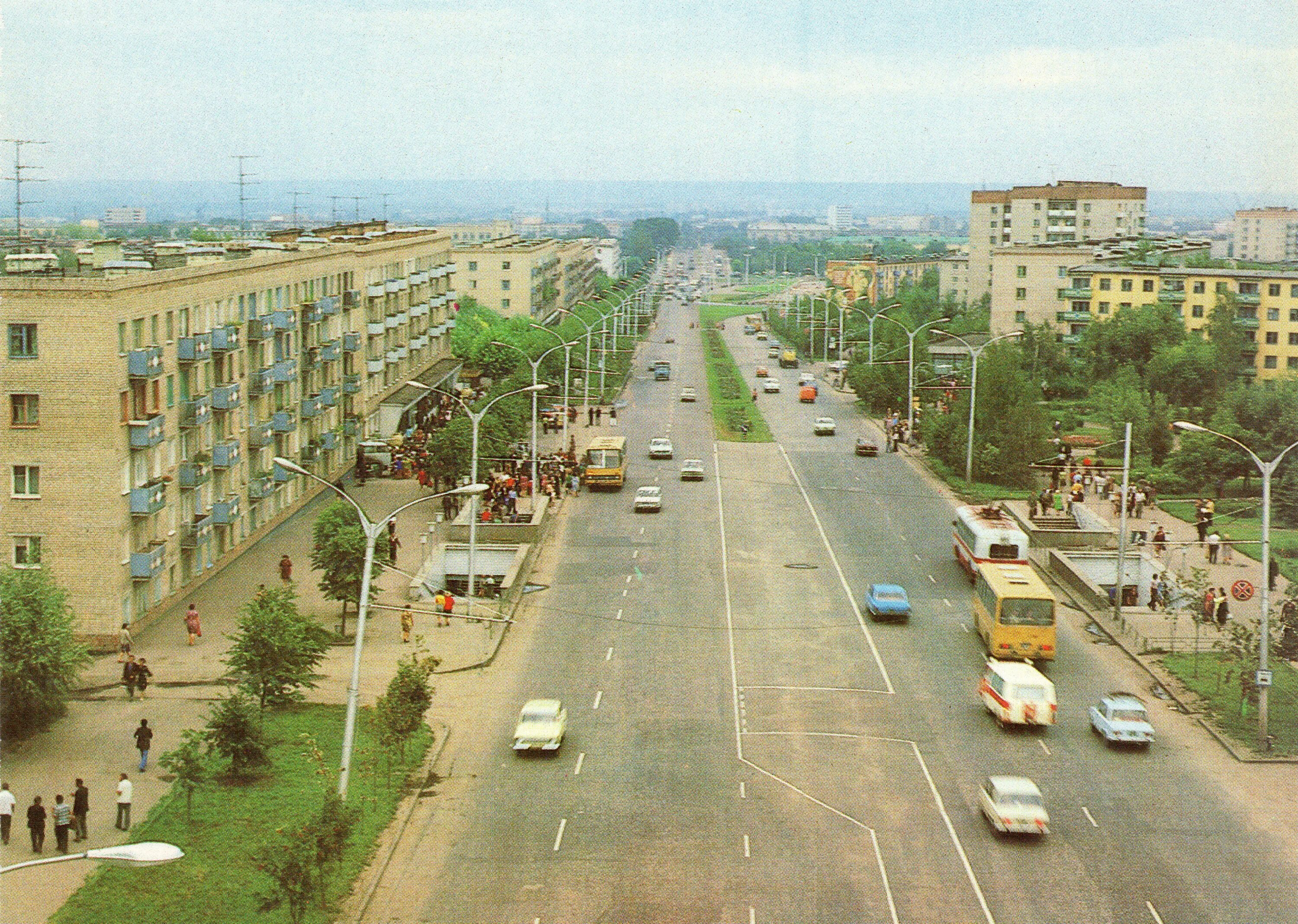 Волгодонска 1957. Сегежа карелия. Нижневартовск 1909. Центральный универмаг старые чебоксары. Серго орджоникидзе.
