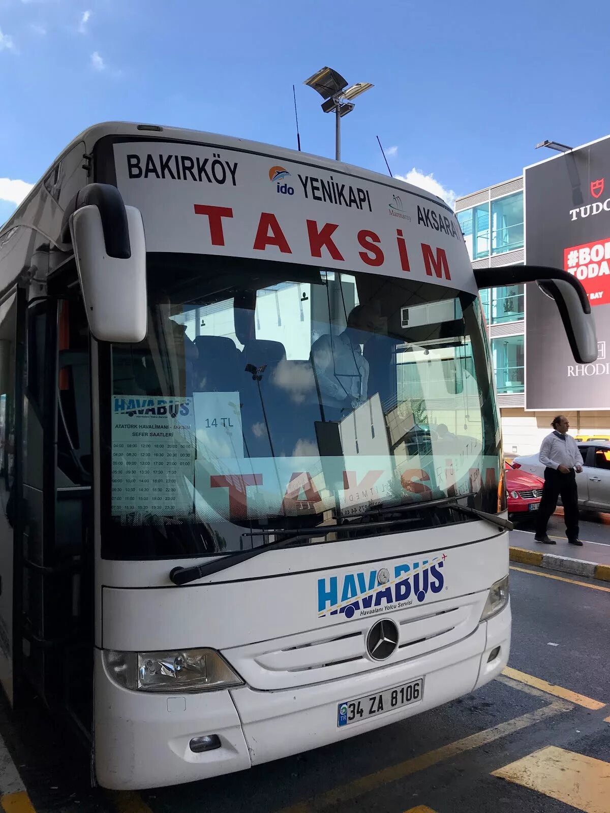 Аэропорт стамбул таксим. HAVABUS Стамбул Сабиха. Автобус от аэропорта Стамбула. Хаваш автобус в Стамбуле. Автобус до Таксим Стамбуле.