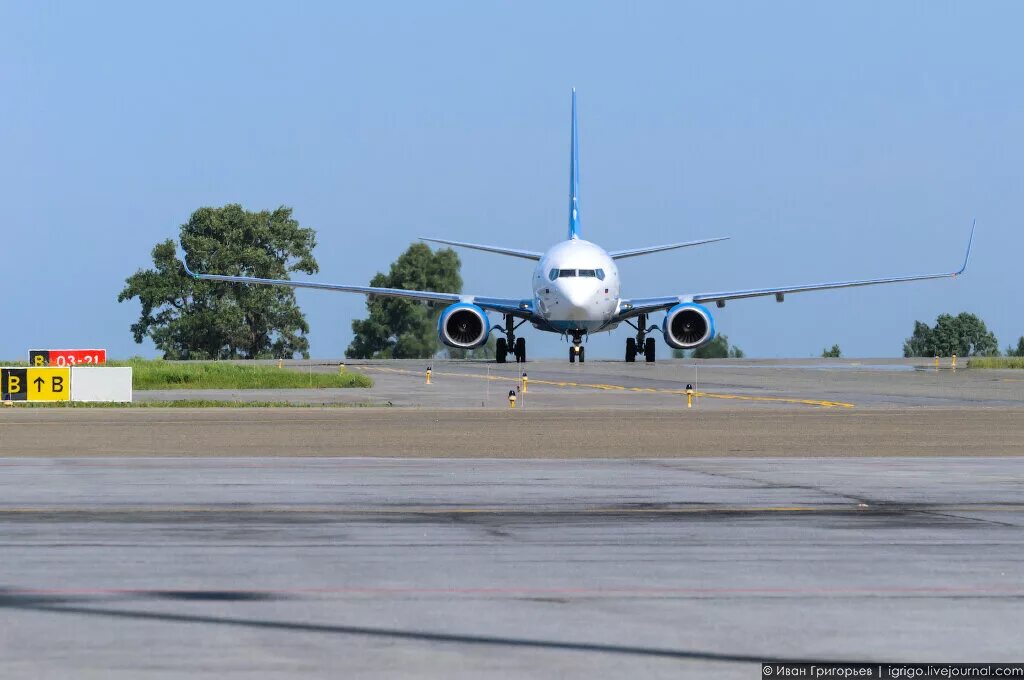 Победилово аэропорт 2024. Аэропорт Победилово Киров самолеты. Боинг 737 тире 800 фото Киров Сочи. Аэропорт Победилово Киров фото. Киров победилово рейсы