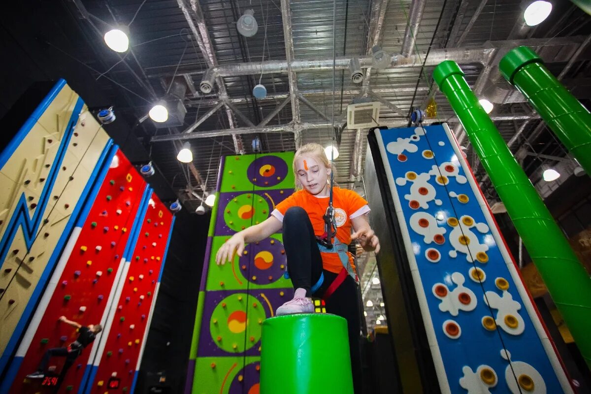 GORILLAPARK, ТРК 5 озёр, улица Долгоозёрная, 14 к2, Санкт-Петербург - 2ГИС