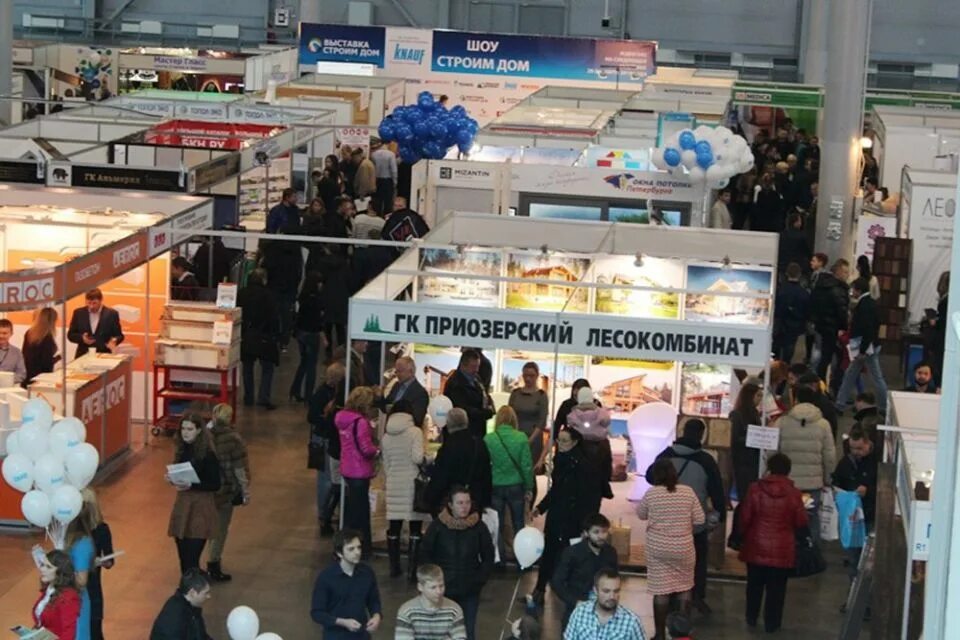 Выставка строим дом экспофорум. Выставка в ленэкспо. выставка строим дом. экспосфера.
