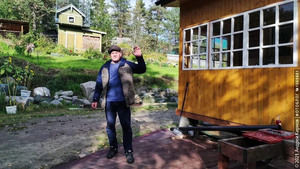 Деревня где снимали любовь и голуби адрес. Медвежьегорск дом из любовь и голуби. Медвежьегорск карелия любовь и голуби. Медвежьегорск дом любовь и голуби. Медвежьегорск дом из любовь и голуби.