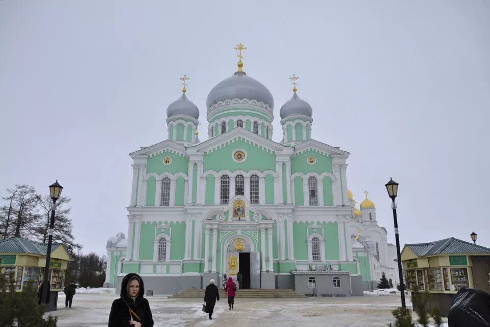 Отзывы рублев комсомольская ул 1 село дивеево. Отзывы рублев комсомольская ул 1 село дивеево. Саровские врата дивеево. Дивеево нижегородская область. Дивеево нижегородская.