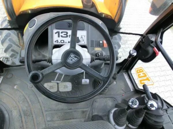 JCB 3cx super кабина. JCB 3cx приборная панель. Приборная панель трактора JCB 3cx. JCB 6cx.