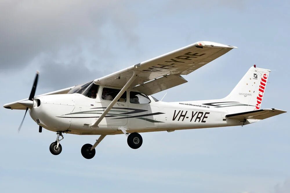 Сесна 172. Самолет Cessna 172. Cessna 172 Skyhawk. Cessna-172 м. Cessna 172 g1000.