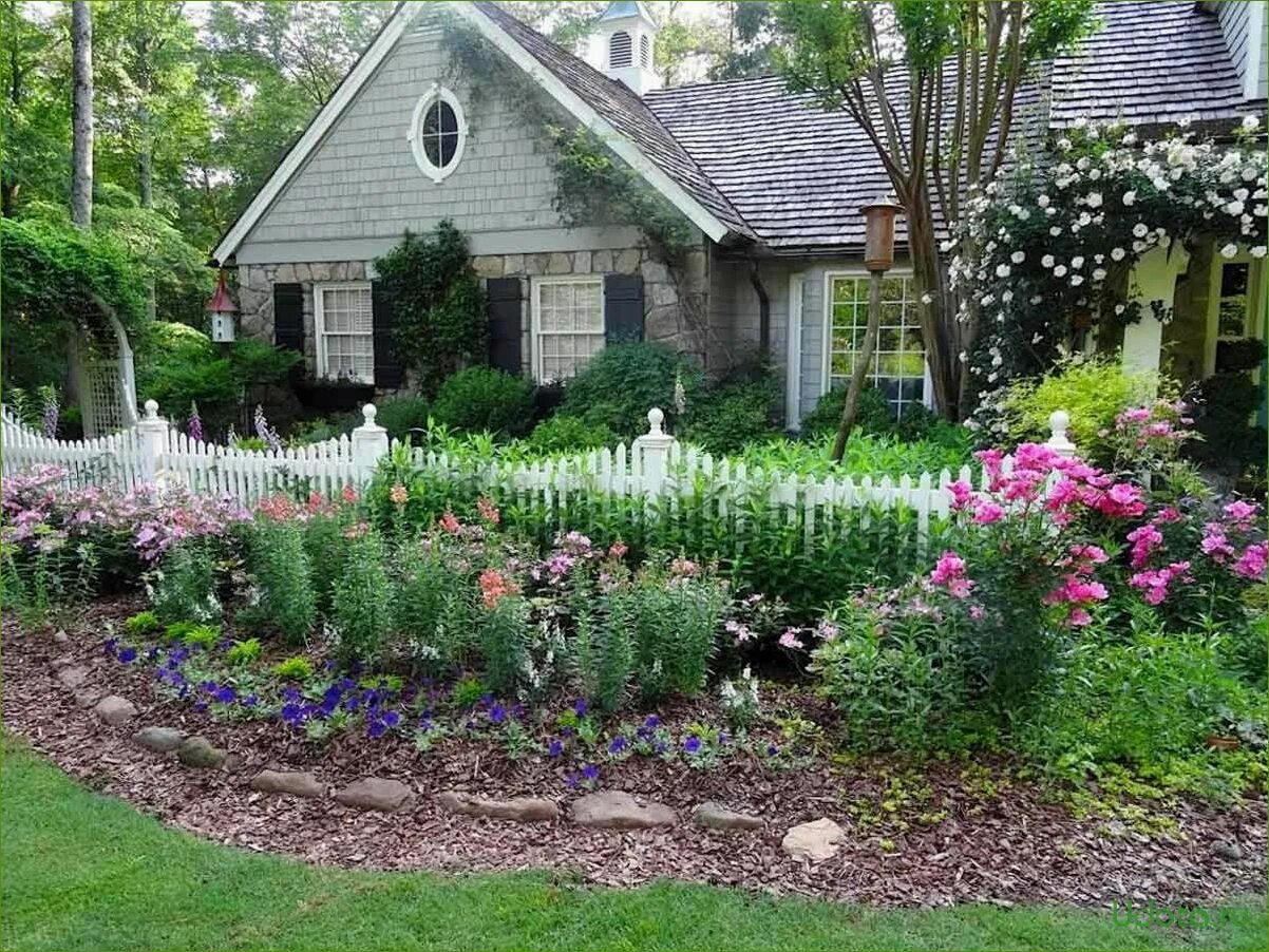 Посадить цветы возле дома. Палисадник Энфилд. Кантри палисадник. Деревня двор огород палисадник. Огородики и палисадники в стиле Кантри.