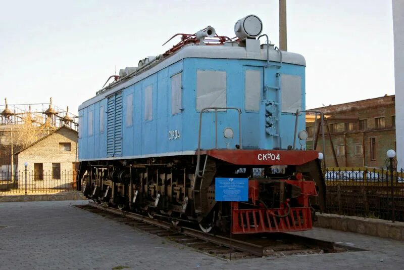 Железнодорожная станция екатеринбург сортировочный. Электровоз 2022. 2эс6 депо кинель. Локомотивное депо екатеринбург. Свердловск сорт.