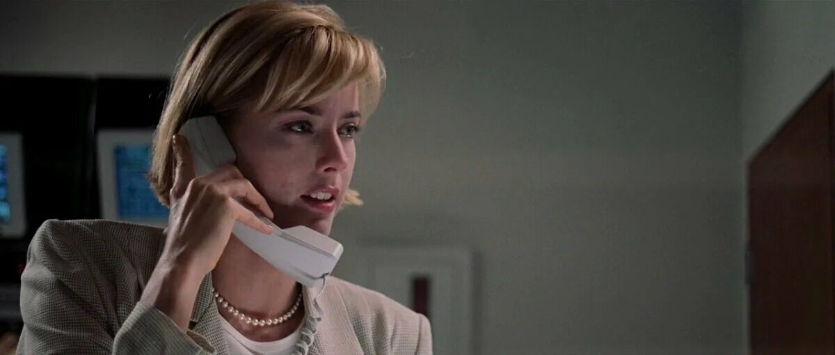 теа леони 2022. столкновение с бездной (1998). теа леони столкновение с бездной. теа леони столкновение с бездной. бездна 1998.