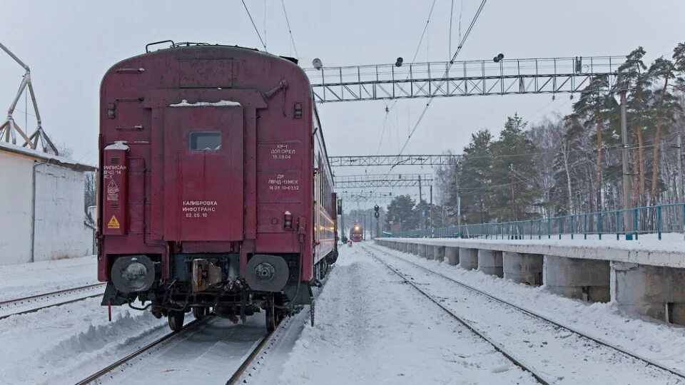 Движения поездов тюмень. Станция Чебаркуль. ЖД вокзал Чебаркуль. Железнодорожная станция Тюмень грузовая. Грузовые поезда зап Сиб ЖД.