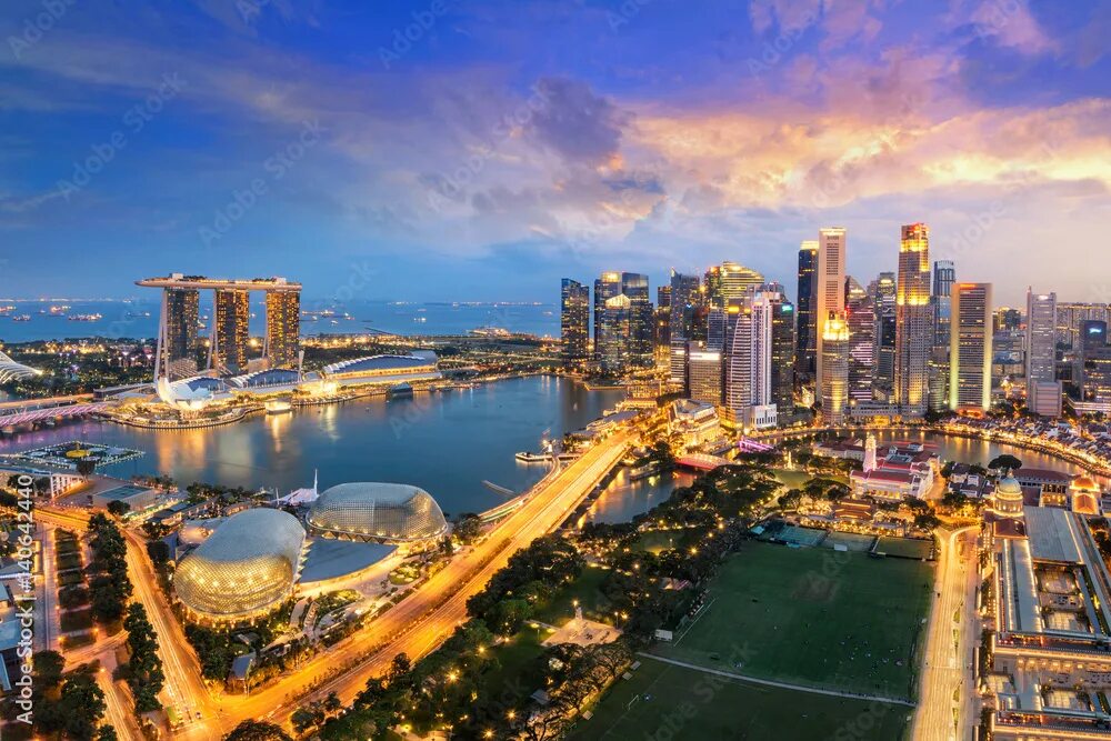 Сингапур singapore. Катар доха корниш. Одесса сингапур гонконг. The fullerton bay hotel singapore. Сингапур.