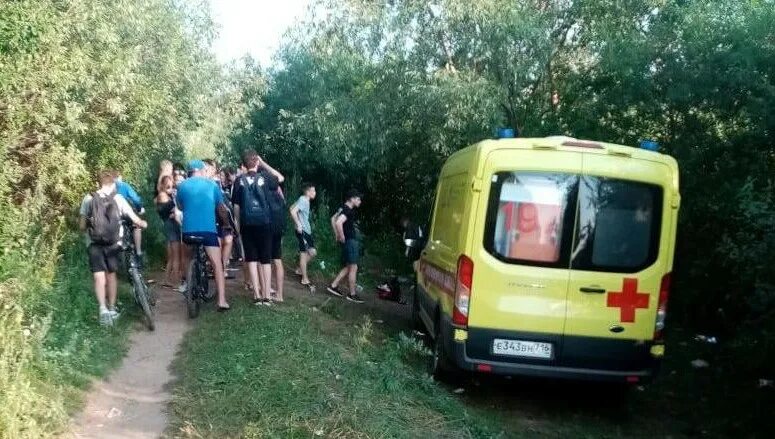 Утонули дети сегодня. Тонущий человек. Утонули дети сегодня. Утонули дети сегодня. Утонули дети сегодня.