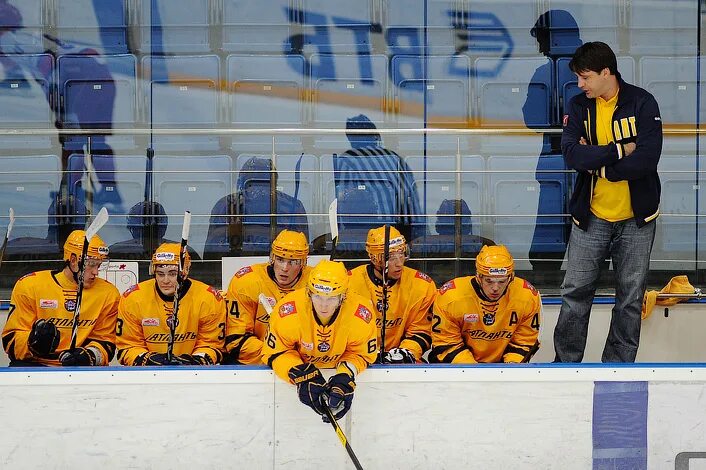 атлант 2010г. оренбург атлант. хк атлант. атлант команда капитан. атлант москва хк 2007.