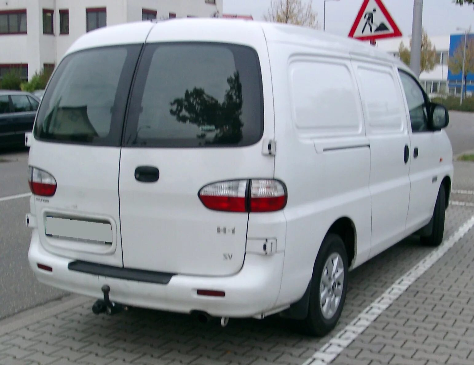 Купить н 1 б у. Hyundai h200/ h1/Starex van. Hyundai h 1/h 100/Starex 2007. Hyundai Starex h1 2001. Hyundai Starex h1 2000.