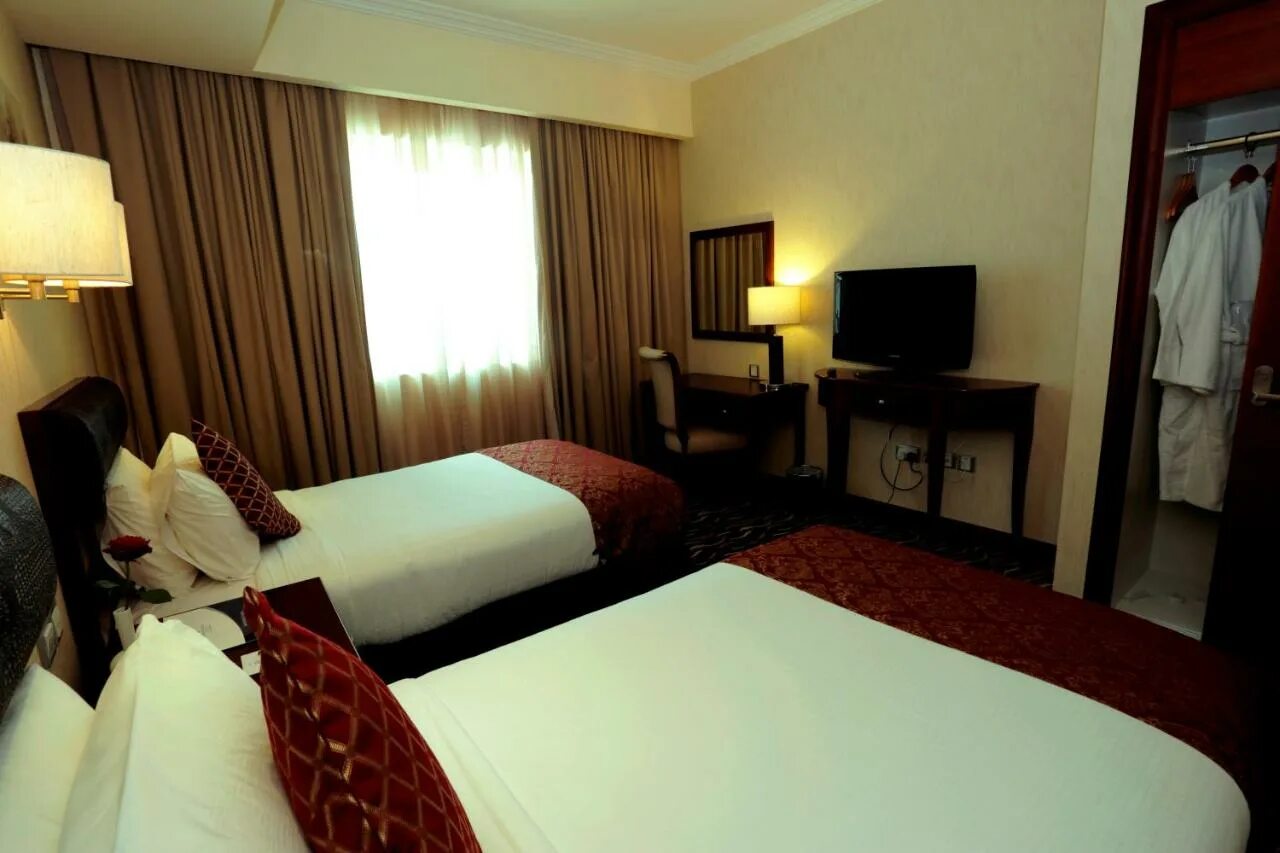 Hotel by gewan 4. Cassells al barsha hotel by igh. отель cassells al barsha 4 оаэ дубай. md hotel (ex. cassells al barsha hotel) 4*. cassells al barsha hotel by igh (ex. five continents cassells al barsha) 4* аль-барша, дубай.