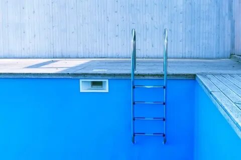 Empty pool