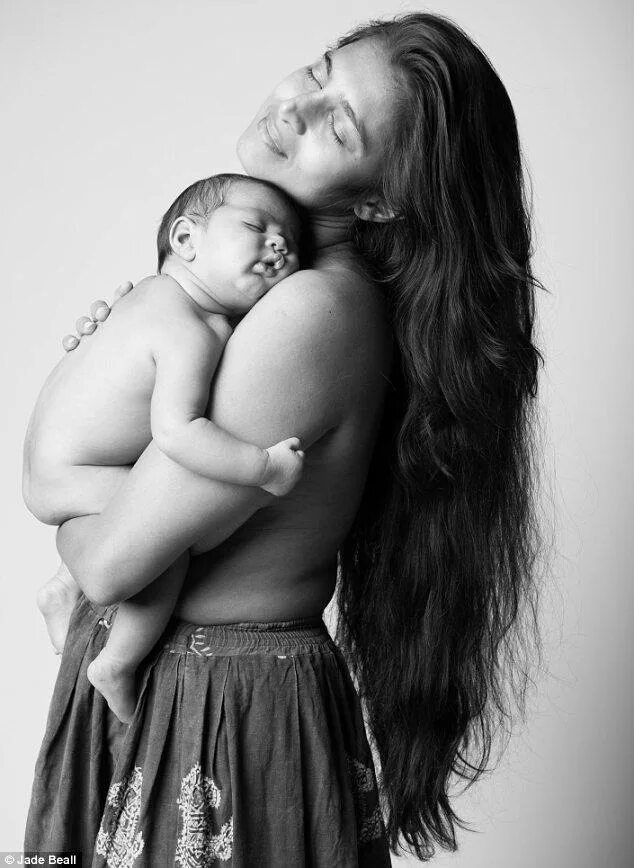 Джейд Билл. Фотопроект Джейд Билл. Фотограф Джейд Билл Breastfeeding. Джейд Билл тела матерей.18+.