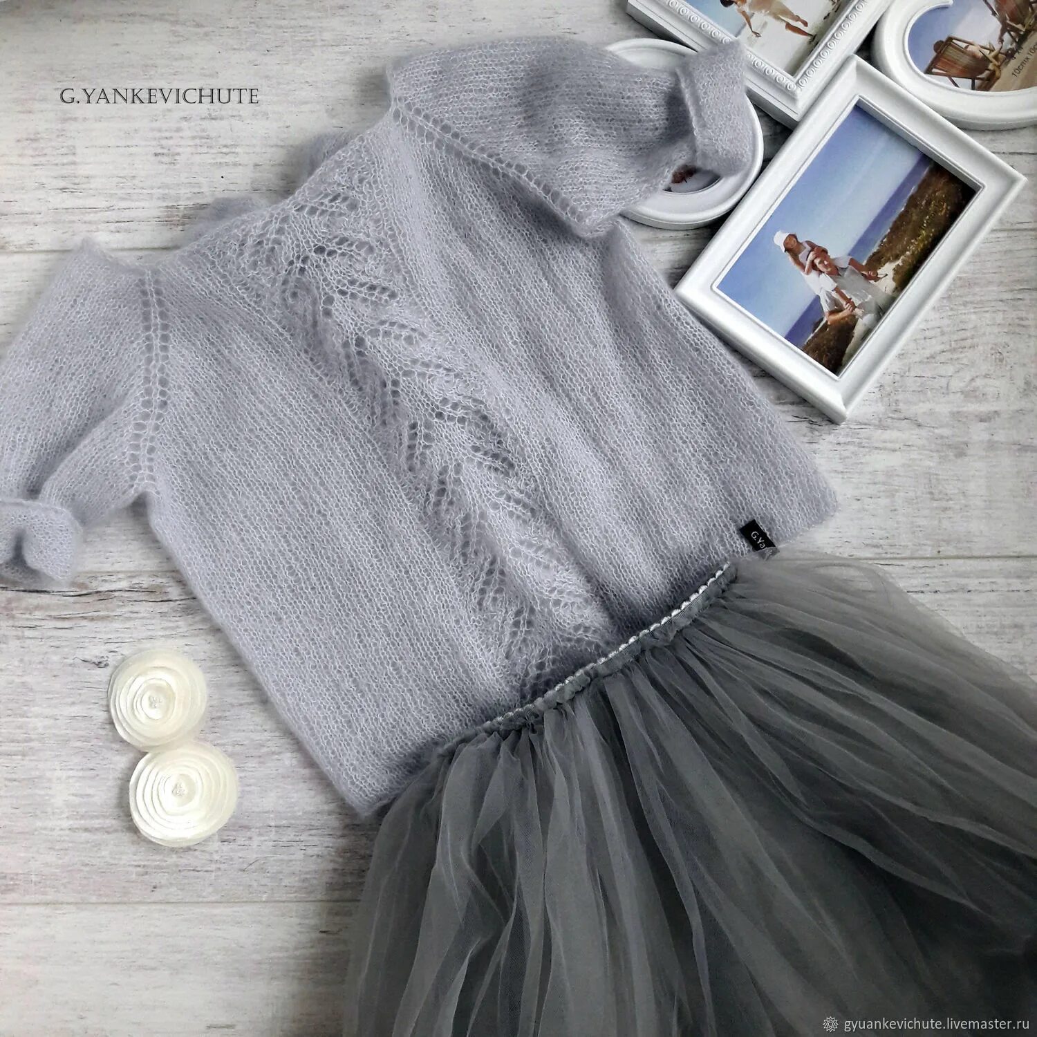 Отделка мохера. Alize kid royal kid mohair изделия. Свитер с оборкой для девочки. Кофточка из мохера для девочки 5 лет. Из мохера спицами для девочки.