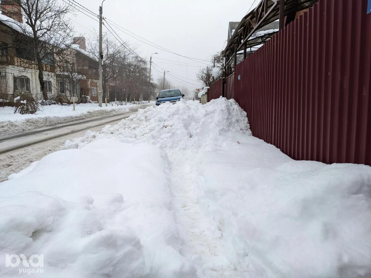 Краснодар глазами. Выпадение снега в Краснодаре зимой. Краснодар зимой наледь. Ледянная зима Краснодар. Покажи зиму в Краснодаре.