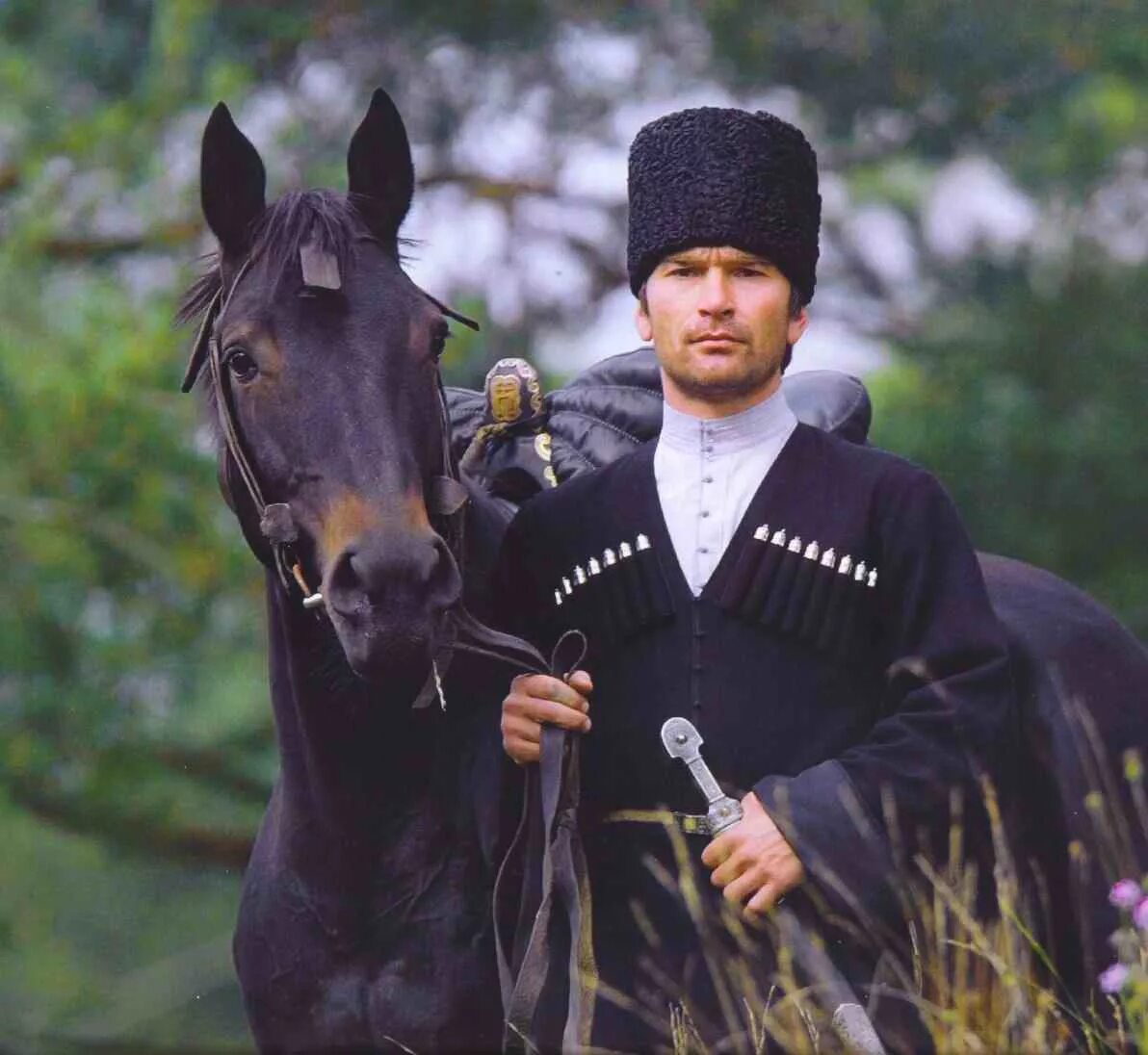 Джигит из табора. Джигит черкес. черкесский джигит. горец джигит. абазинский джигит.