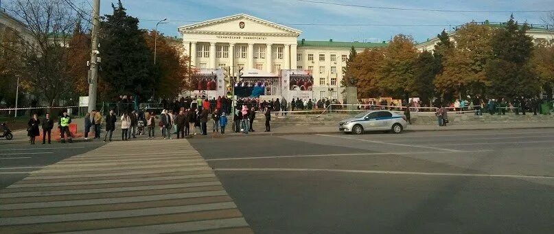 Площадь гагарина ростов на дону. Памятник гагарину в ростове. Дгту гагарина 1. Проект площади гагарина ростов на дону. Ростов памятник гагарина.