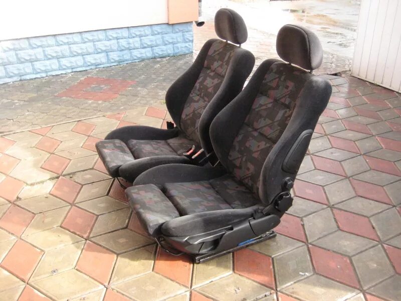 Сиденья Recaro на Opel Vectra b. Опель Омега сиденья рекаро. Opel Vectra b сиденья. Сиденья Опель Омега.