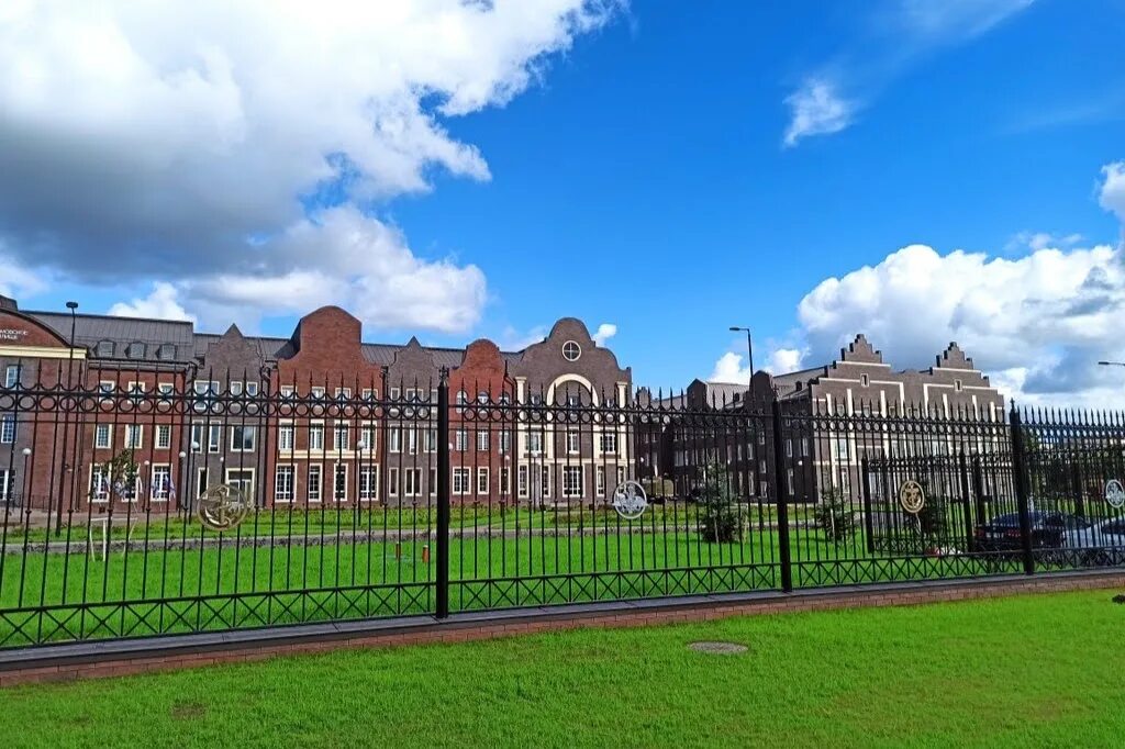 Калининградское училище. Военное училище на артиллерийской калининград. Калининградское нахимовское военно-морское училище калининград. Нахимовское военно-морское училище в калининграде. Филиал нахимовского военно-морского училища в г.