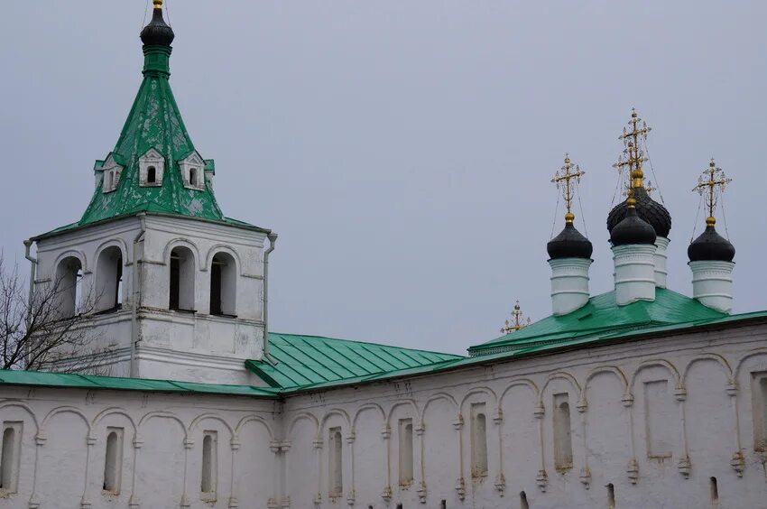 Церкви г александров. Успенский монастырь города Александров Владимирской обл. Александровская Слобода Кремль. Успенская Церковь Александров. Успенская Церковь г. Александров.