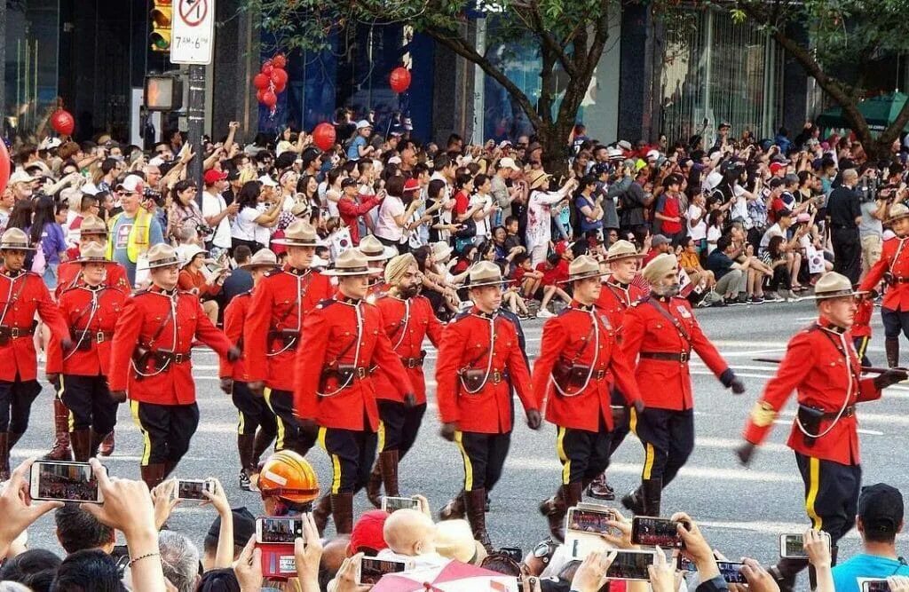 Особенности быта канады. День Канады (Canada Day). Канада праздники и традиции. Парад в Канаде. Национальные праздники Канады.