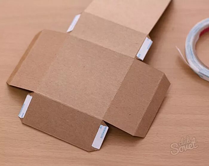 Картонные коробки для подарков. Коробка из картона. Коробочка из картона. Бумага для коробок. Подарок из бумаги без клея