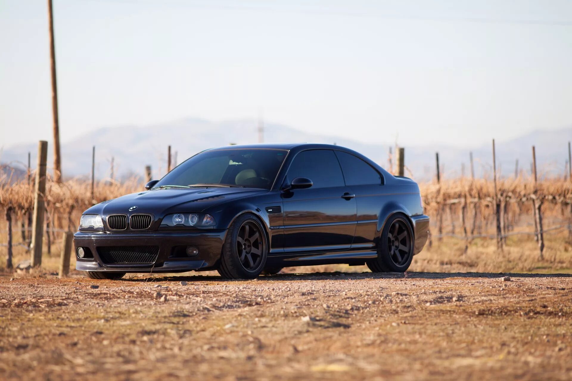 Машина е46. BMW m3 e46 Black. BMW e46 черная. БМВ м5 e46. BMW m3 e46 черная.