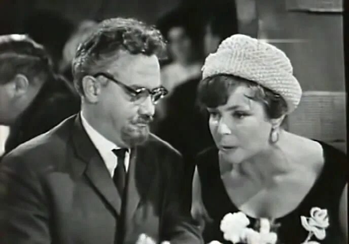 Пани из 13 стульев. Пани из 13 стульев. Пани из 13 стульев. Пани из 13 стульев. Пани из 13 стульев.