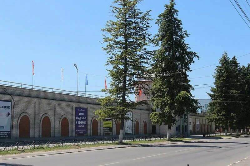Список елец. Стадион труд елец. стадион ул коммунаров елец. стадион труд елец фото. стадион труд елец исторические фото до реконструкции.