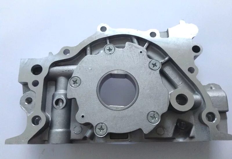 Масляный насос рено логан 1. 6 8 клапанов. Масляный насос к4м. 4. Масляный насос рено меган 2.