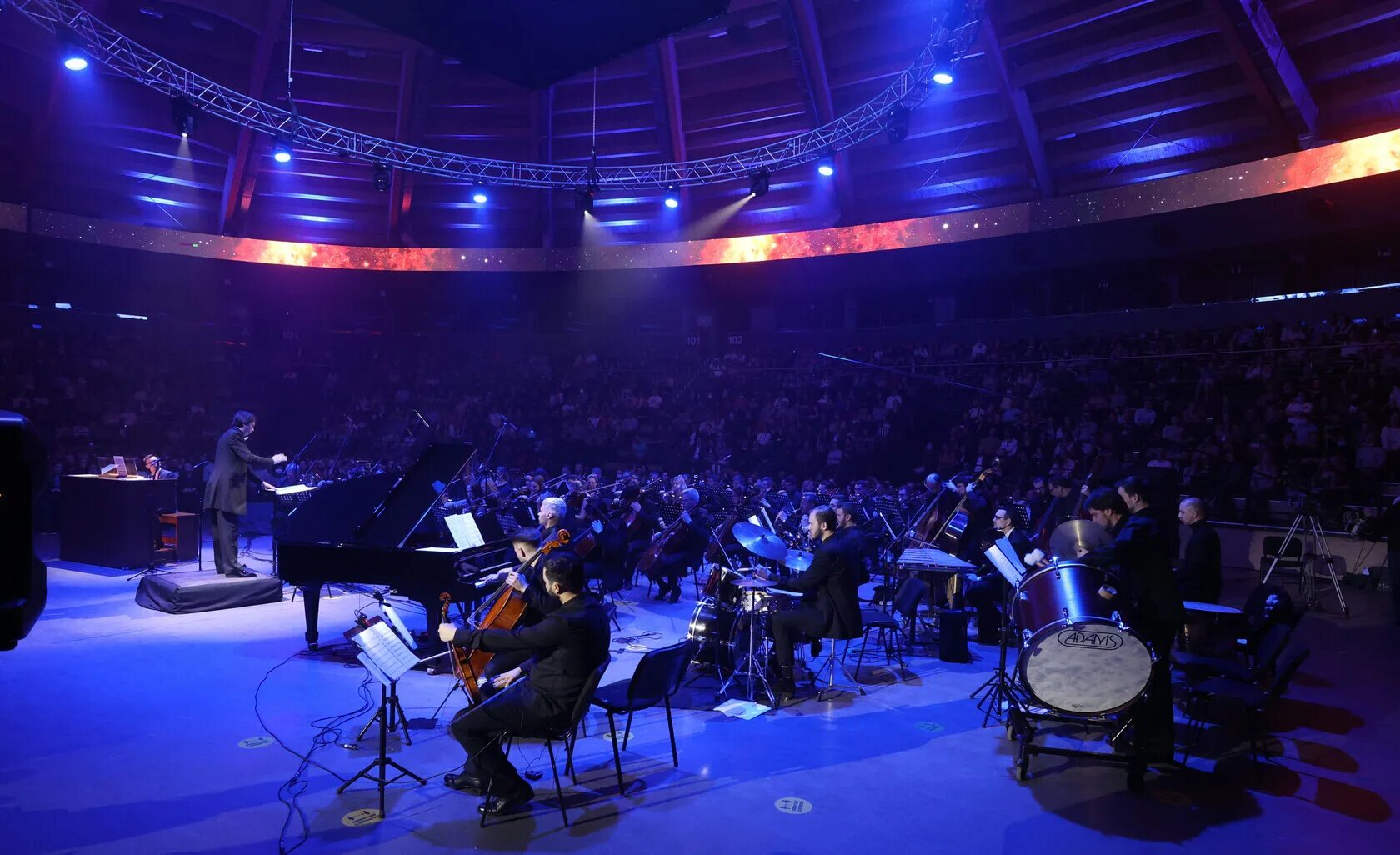 Imperialis orchestra. Концерт синема оркестр медли спб. Империал оркестра билеты. Империал оркестра билеты. Hans zimmer's universe - imperial orchestra.