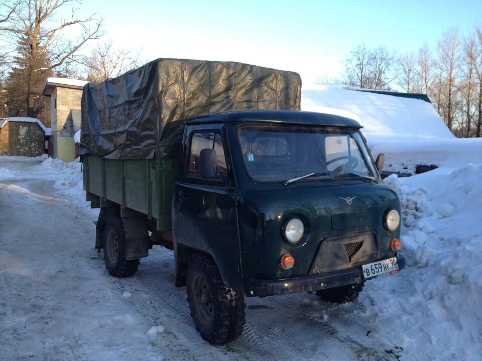 Уаз бу тамбов. Уаз 3303 старый. уаз головастик 3303. уаз 3303 хаки. уаз 3303 бортовой.