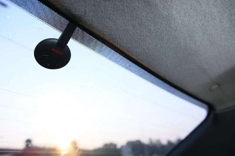 Установить антенну в автомобиль. Антенна bosch для авто. активные антенны бош на лобовом стекле. антенна автомобильная внутрисалонная скат. bosch антенна автомобильная внутрисалонная наклеивая.