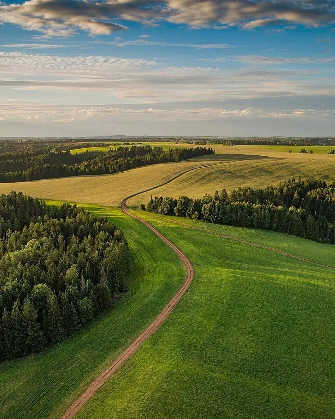 Простор п п. Удмуртия холмистая равнина. даль великая даль бескрайняя. родные просторы татарстан. родные просторы пушгоры.