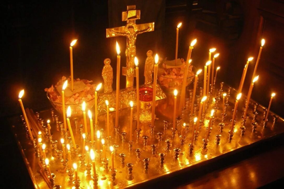 Родительская суббота упокой господи души усопших. 2020 покровская родительская суббота. Вселенская родительская мясопустная суббота. Упокой, господи, души усопших…. Свеча в церкви за упокой.