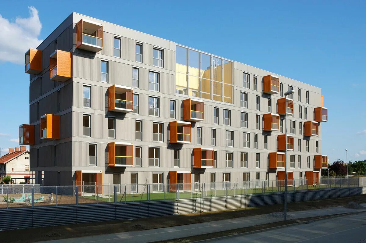 Современная архитектура жилых зданий. Фасады многоэтажных жилых домов. Жилые здания и социальные. Италия. Жилой экодом в монпелье, франция.