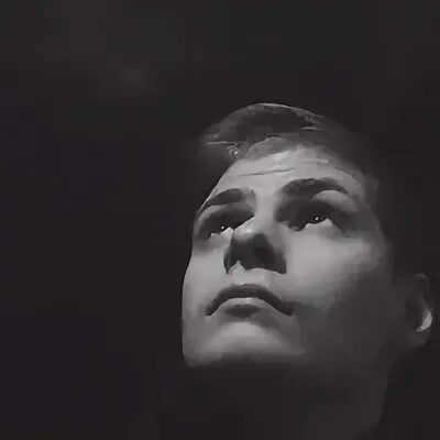 Юра томов