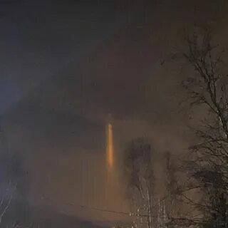 Вертикальный столб света