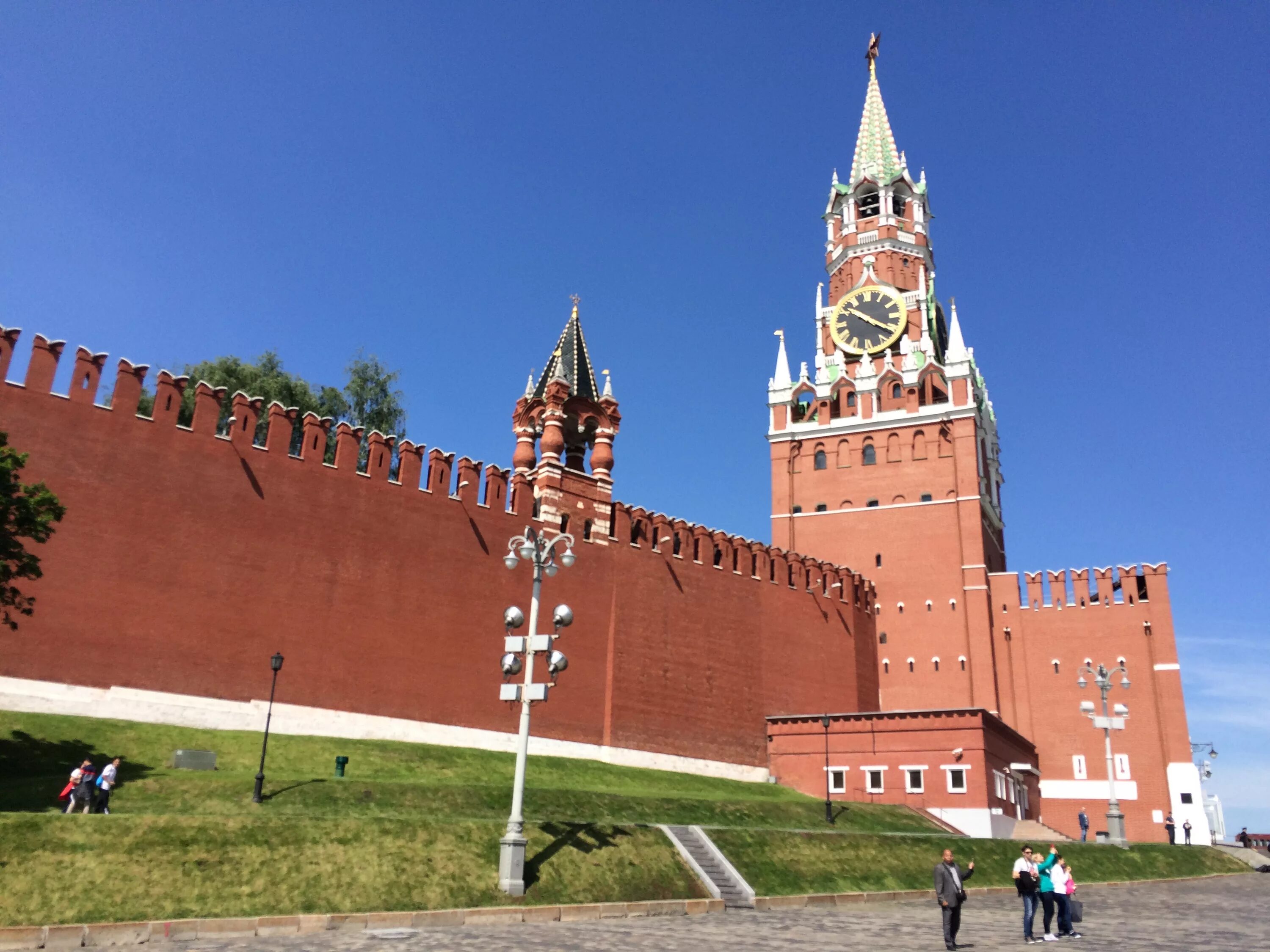 Спасская башня кремля история. Спасская башня Кремля. Башни Московского Кремля. Спасская башня башни Московского Кремля. Спасская башня Московского Кремля фото.