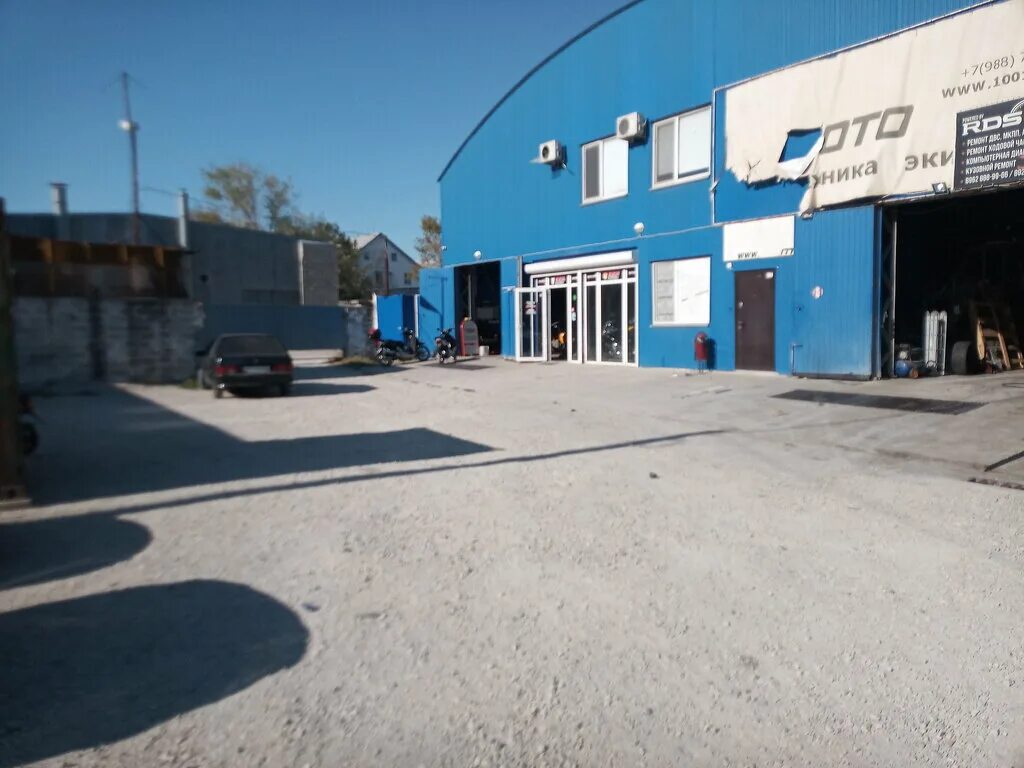 Honda magna 750 по поколениям. человечки чинят мотоциклы. эндуро мотоциклы геленджик. человек чинит мотоцикл. мотоциклы.