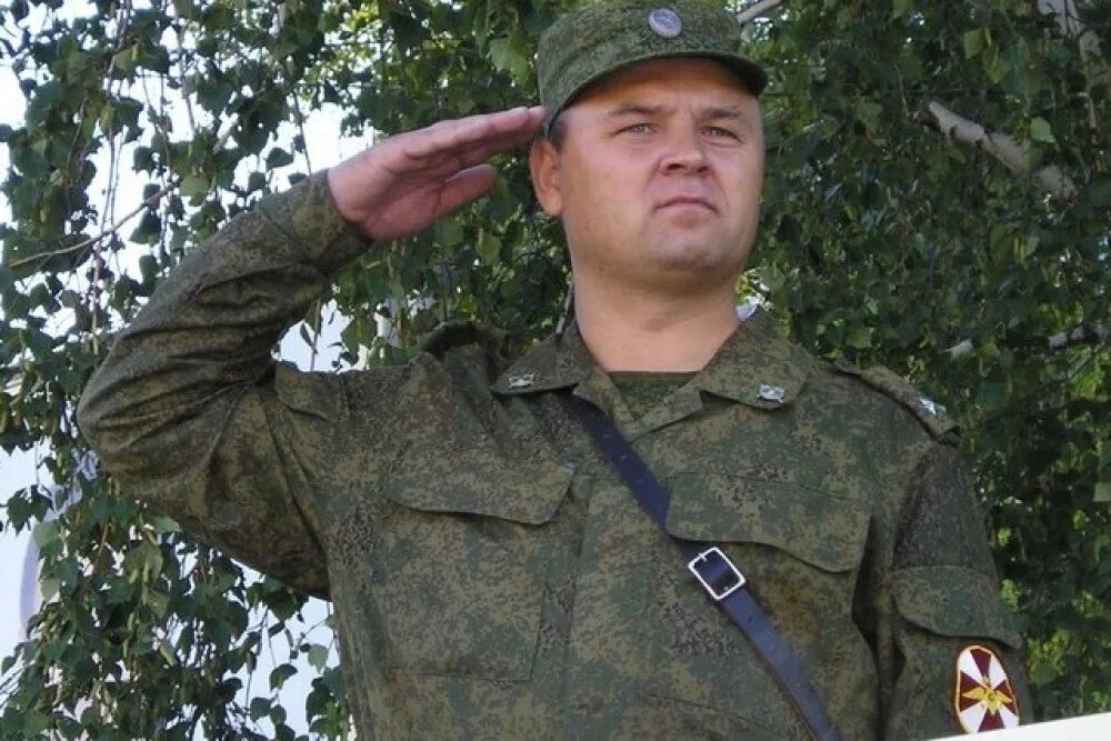Командир в течение нескольких. Полковник Саликеев. Командир части.