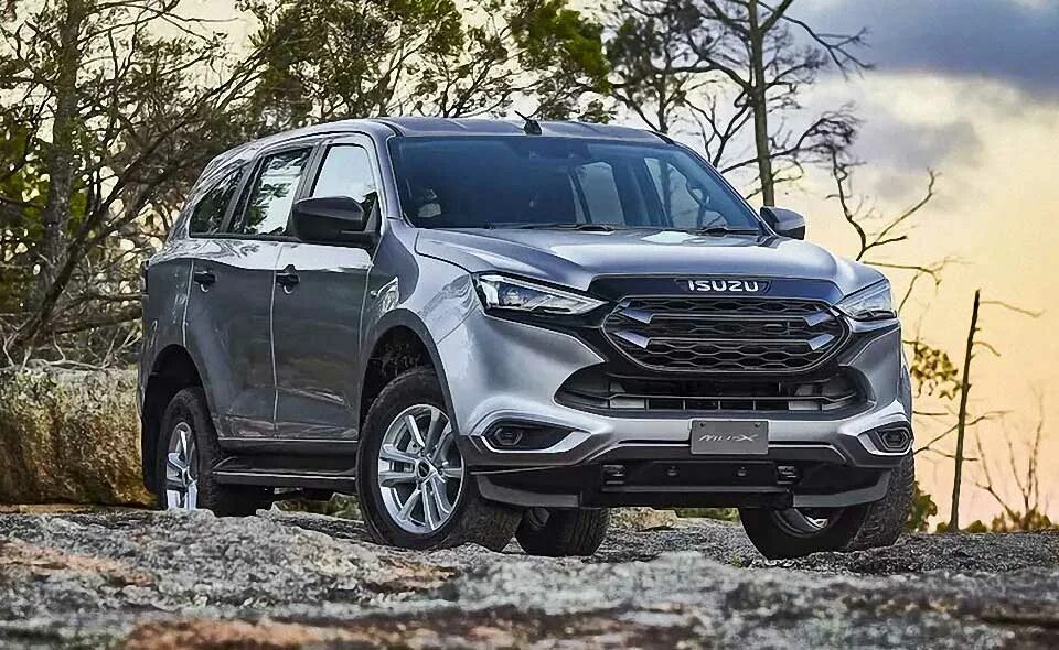 Isuzu mu-x 2022. Внедорожник Исузу 2022. Исудзу внедорожники 2022. Isuzu mu-x 2021.