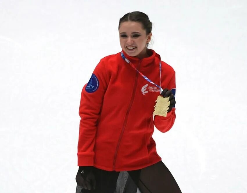 Камила валиева чемпионат россии 2022. Камила валиева чемпионат европы. Камила валиева чемпионка. Щербакова туктамышева трусова 2021. Результаты фигурного катания чемпионат.