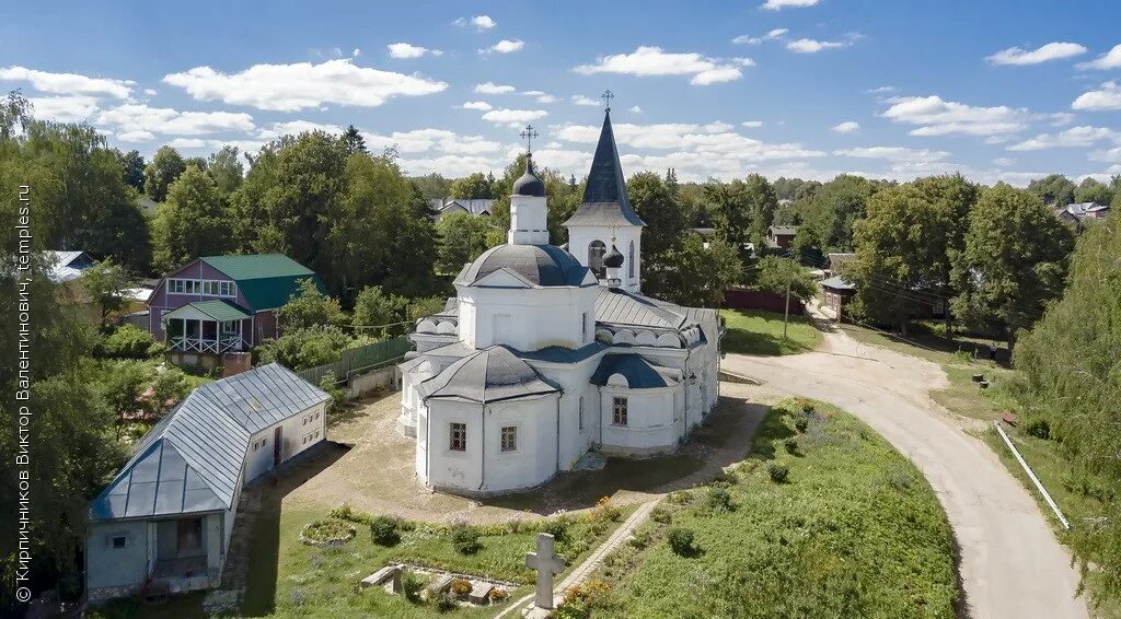 Таруса тарусский район. Таруса Воскресенская Церковь. Таруса храм Воскресения Христова. Храм в Тарусе Калужской области. Храм Вознесенья Христова в Тарусе.