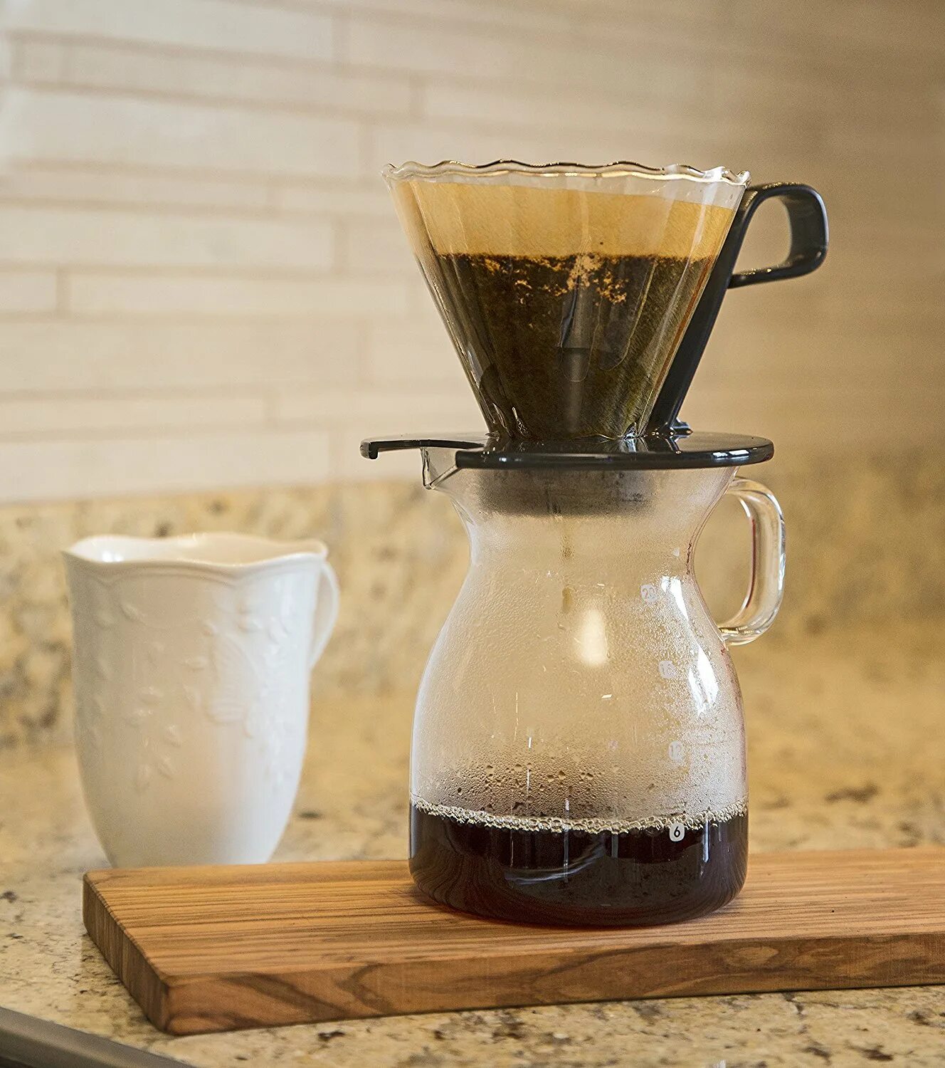 Pour over кофе. Pour-over Coffee Brewer. Кофеварка Primula speak n Brew. Двустенный pour over кофе.