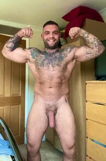 “Big Hairy Sweaty Man 💪🏼😈 my onlyfans is discounted, make sure you take ...