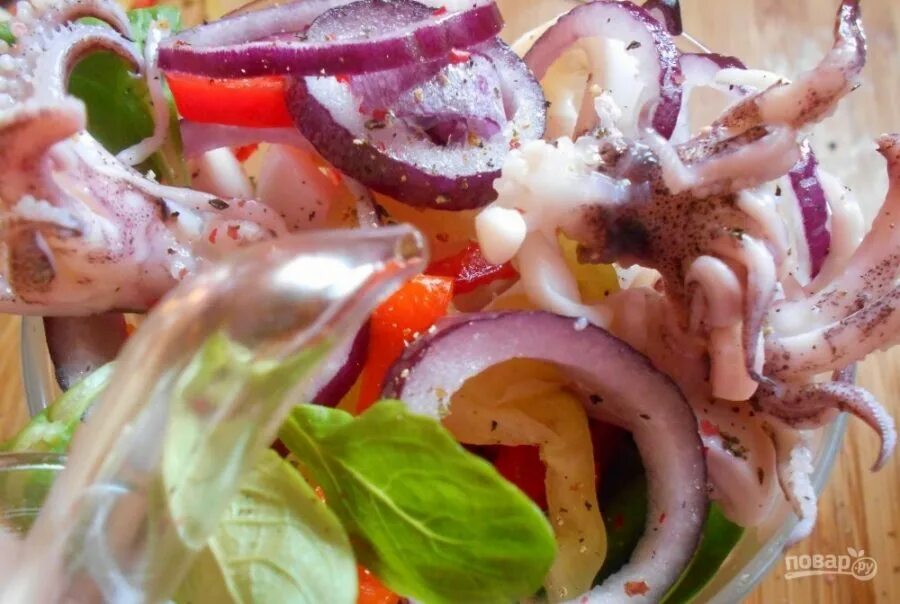 Постный кальмар. Постный салат с кальмарами. Постный кальмар. Постный салат с кальмарами самый вкусный. Постный овощной салат.
